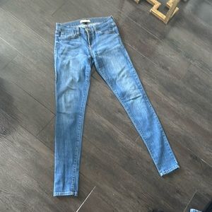 Jeans 👖 Flying Monkey